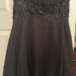 Black Dress $15