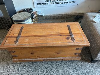 Wood chest