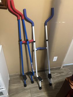 Walk-A-Roo Stilts