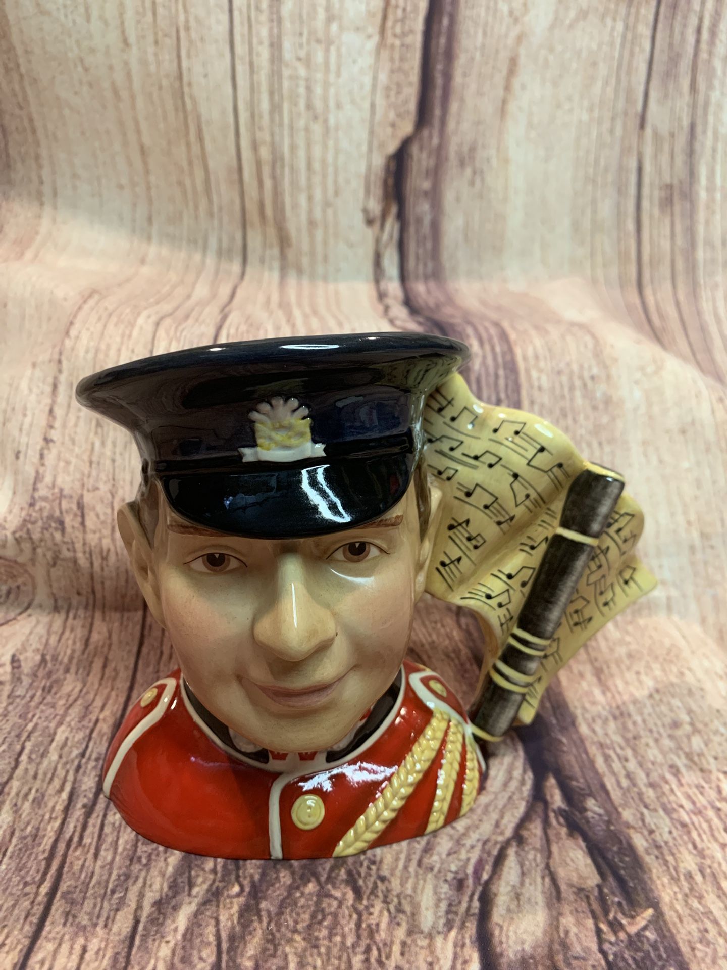 ROYAL DOULTON D7217 Mid-Size Character Jug North Staffordshire Fife Player