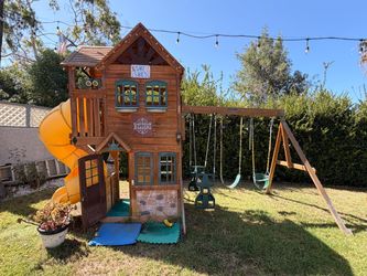 KidKraft Outdoor Wooden Playset / Swing Set with Tube Slide – Excellent Condition