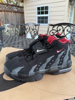 Nike Air DT Max '96 Falcons Size 10 Men's HQ3620-010 Sneakers