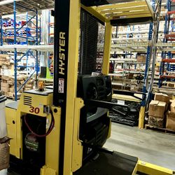 Electric Forklift 