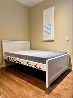 New white full bed and mattress