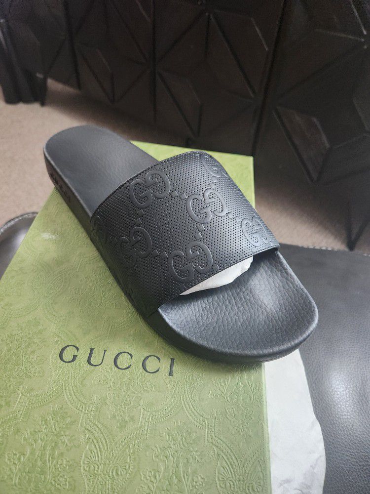 Brand New Men's GUCCI Slides 