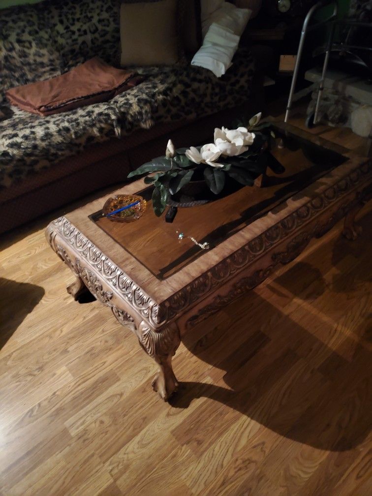 2 Tables