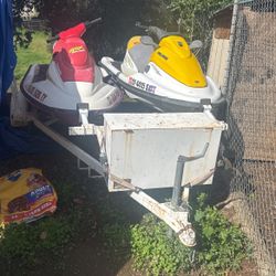 2 Jet Skis 98 2001 
