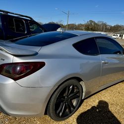 2010 Hyundai Genesis