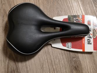 Zefal Saddle Brand New