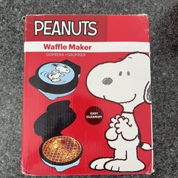 Snoopy Waffle Maker