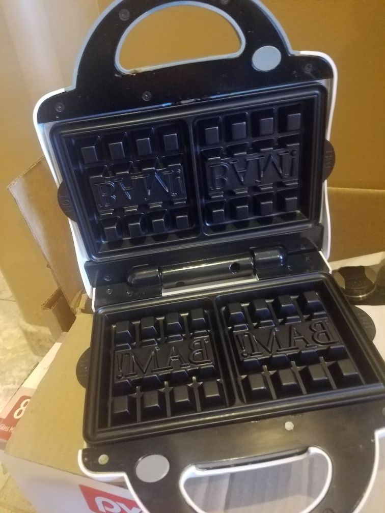 Emeril Electric Waffle/Sandwich/Pizzelle Maker from Emerilware