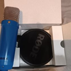 Rode NT1 5th Gen Signature Series Microphone 