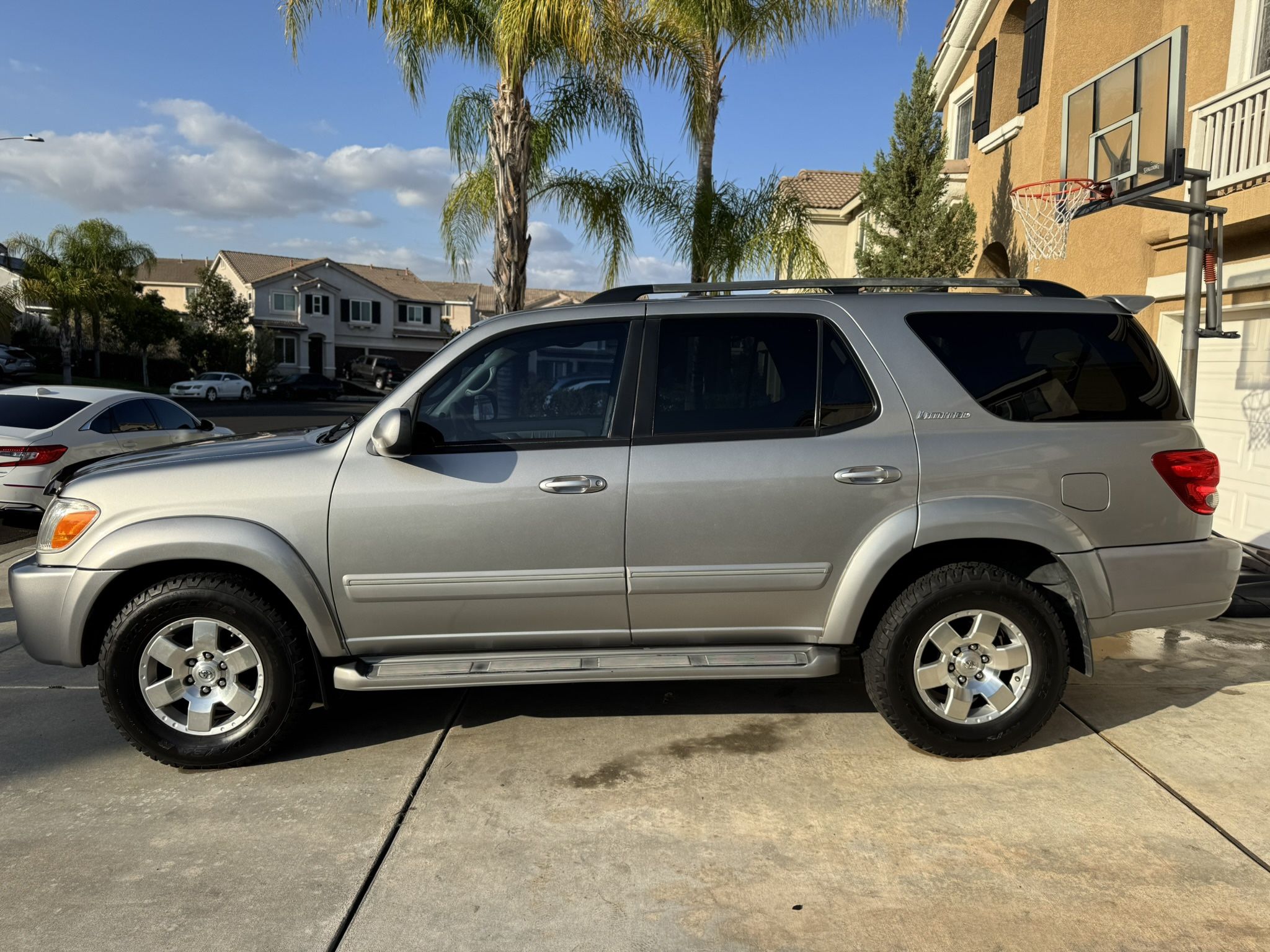 2005 Toyota Sequoia