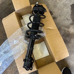 2011 Hyundai Tucson Front Struts