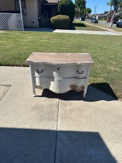 Vintage French Provincial small Night stand/Dresser – Furniture Makeover Project
