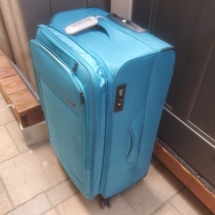 Suitcase ( Logage Bag) 30 Inch X 18 Inch