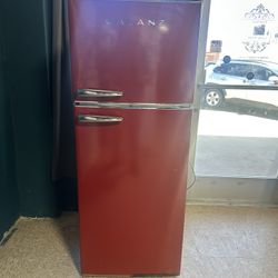 Galanz Refrigerator 