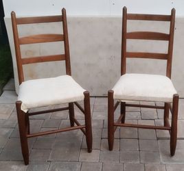 Chairs. (Clasic/Antique)