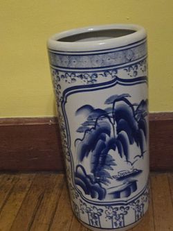 Chinese pottery white and blue vase /umbrella holder