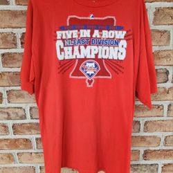PHILADELPHIA PHILLIES 5 IN A ROW XL T-SHIRT 
