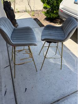 Bar chairs
