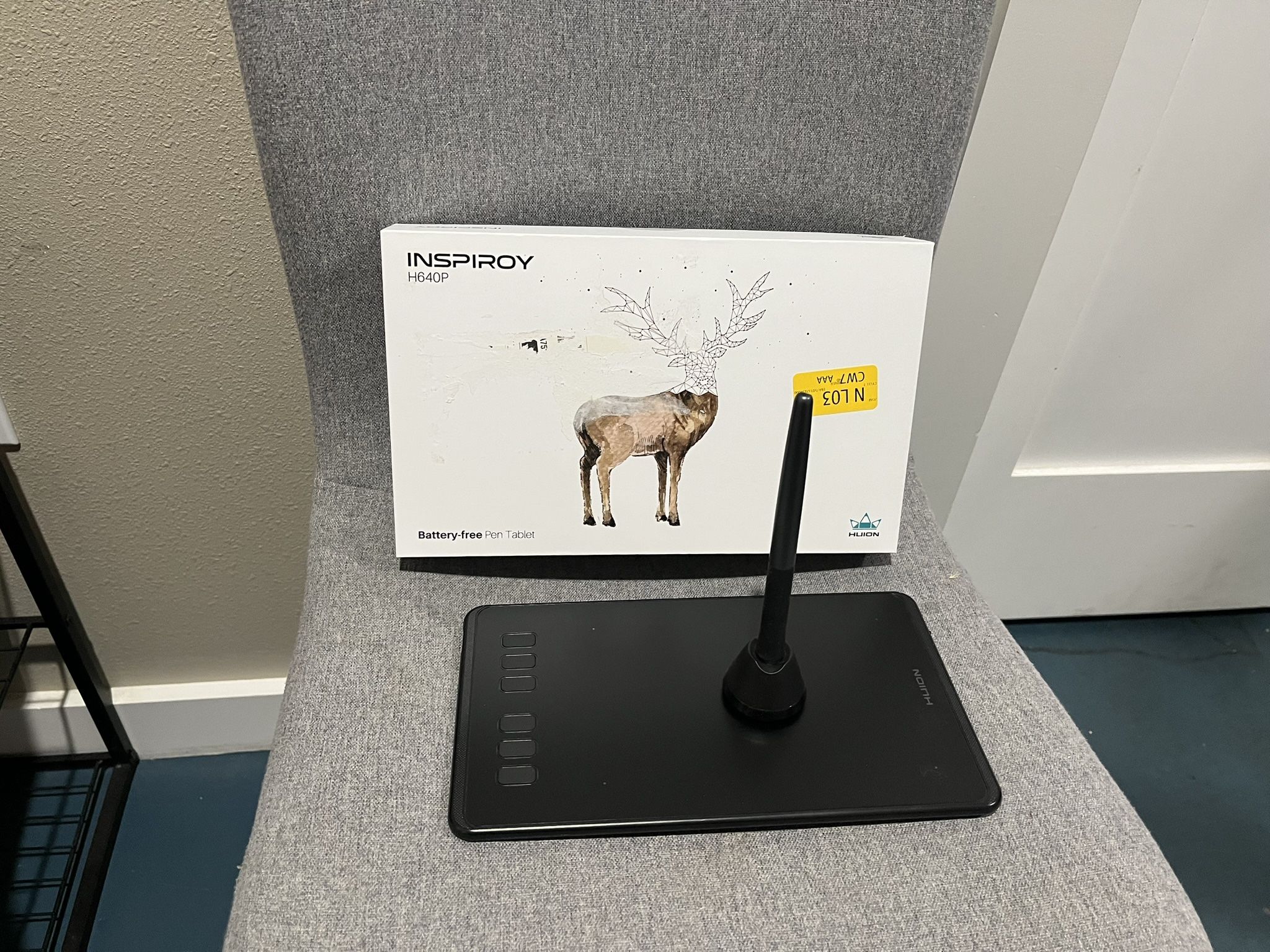 Huion Inspiroy H640P Tablet drawing