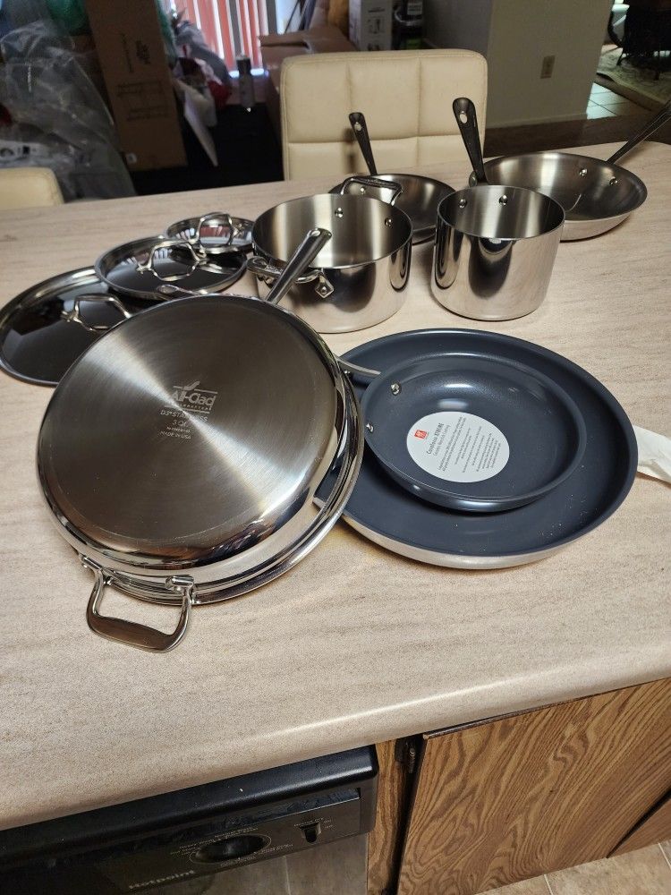 New Allclad Professional Grade Pots &pans with 2 bonus Pans
