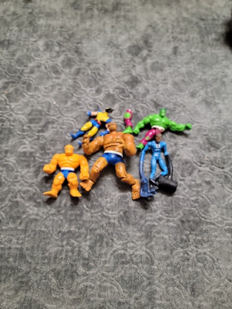 Marvel legends lot/ vintage marvel figures Toybiz
