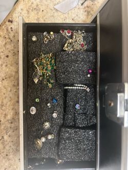 Jewelry with box