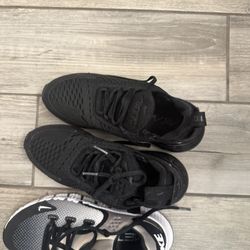Nike Shoes W 5 1/2 -2 pairs