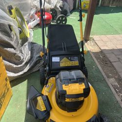 DEWALT 20V MAX 21.5 in. Battery Powered Walk Behind Push Lawn Mower(Tool Only)