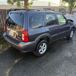 2006 Mazda Tribute 