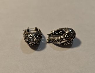 Vintage Sterling Silver Hoop