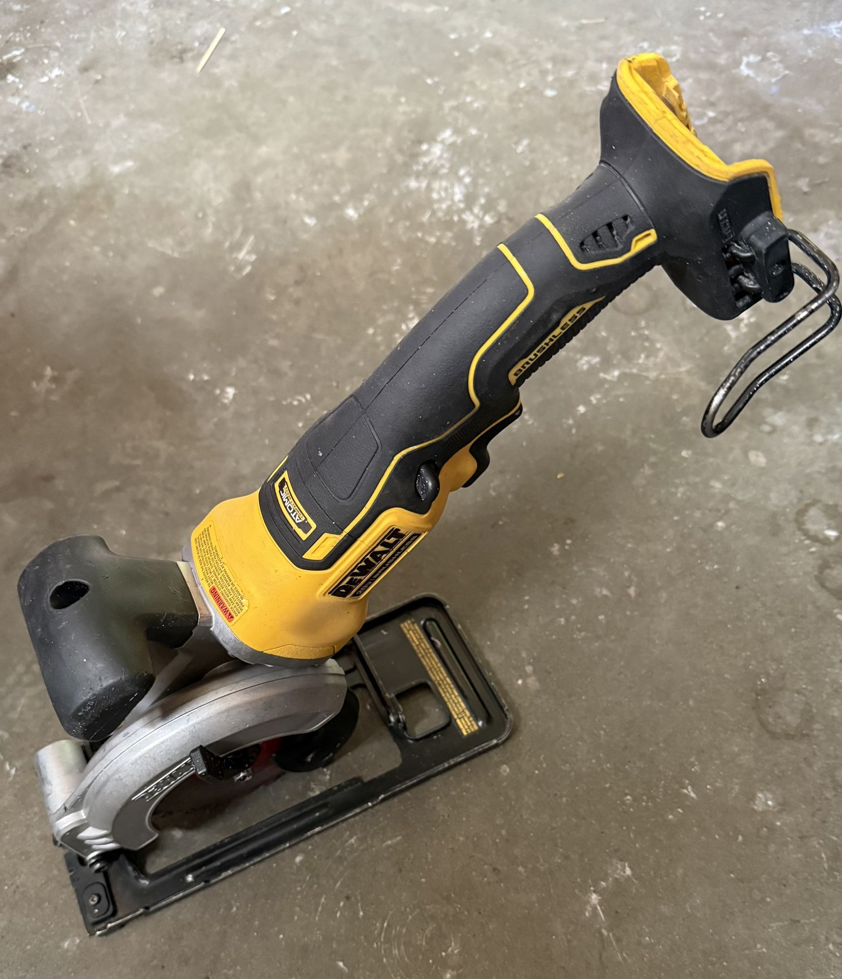 Dewalt 20v 4.5 In. Circular Saw 