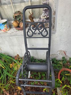 Hose  crank wheel.