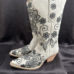 Dingo boots