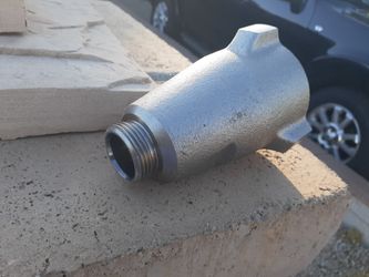 7900 graco intake valve housing