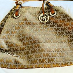 Mk Purse , NEW