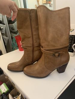 Boots Size 8