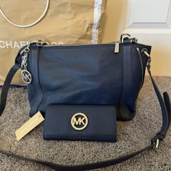 Michael Kors Large Purse And Wallet 