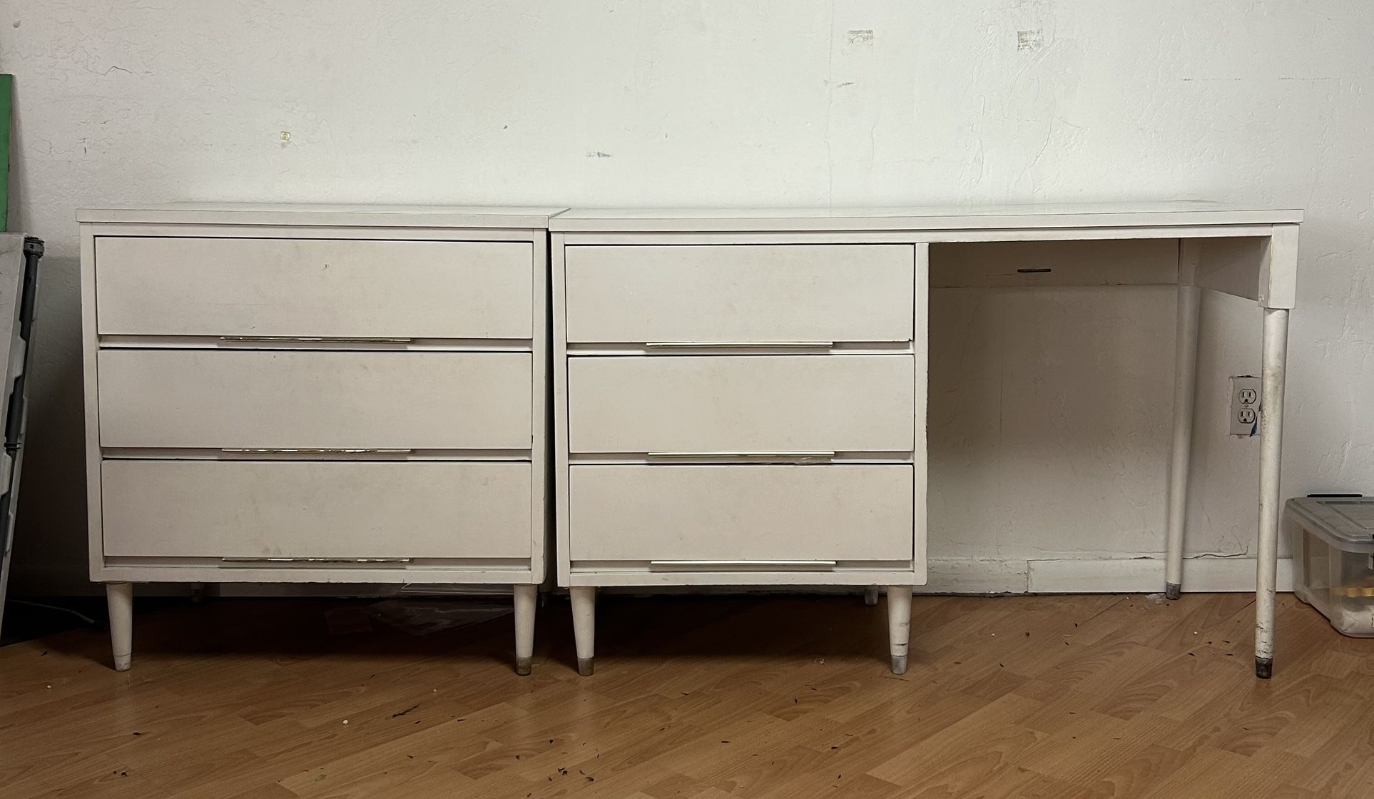 Midcentury Modern Desk and Dresser in need of some care.