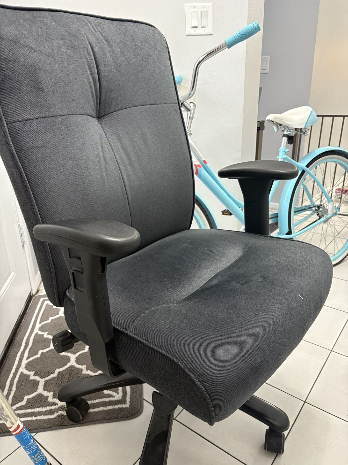 Desk Chair Really Nice