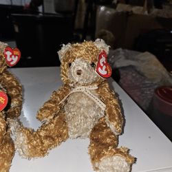 Ty Beanie Babies - WHITTLE the Bear (7 Inch) - NEW MINT with MINT TAGS Retired
