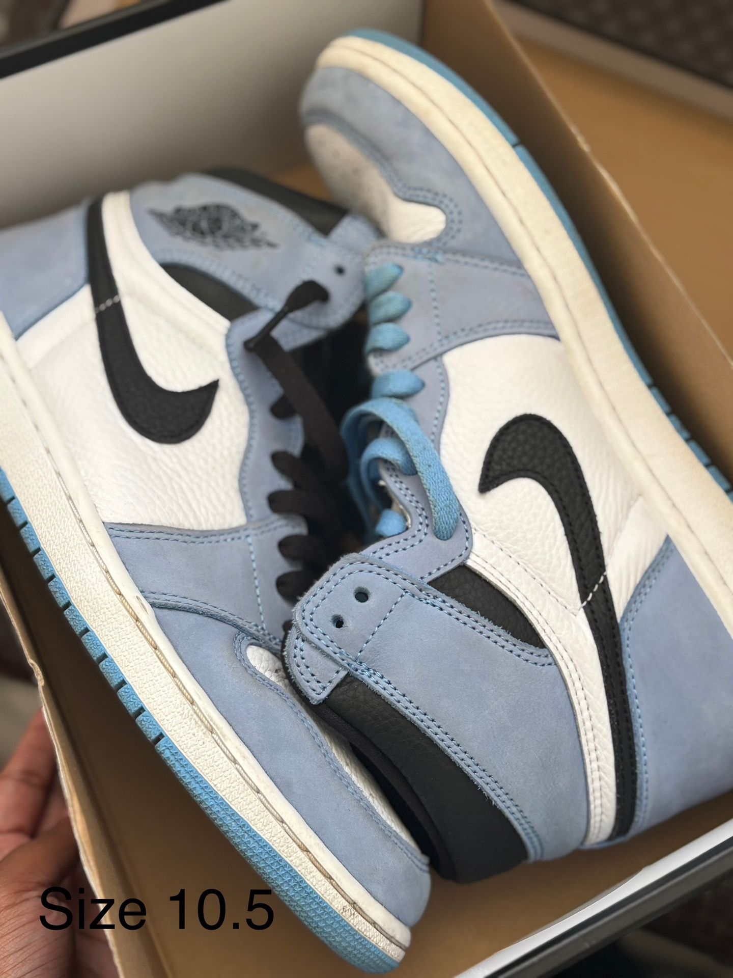 Size 10.5m - Jordan 1 Retro OG High University Blue
