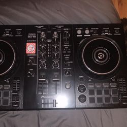 DDJ 400 DJ Board