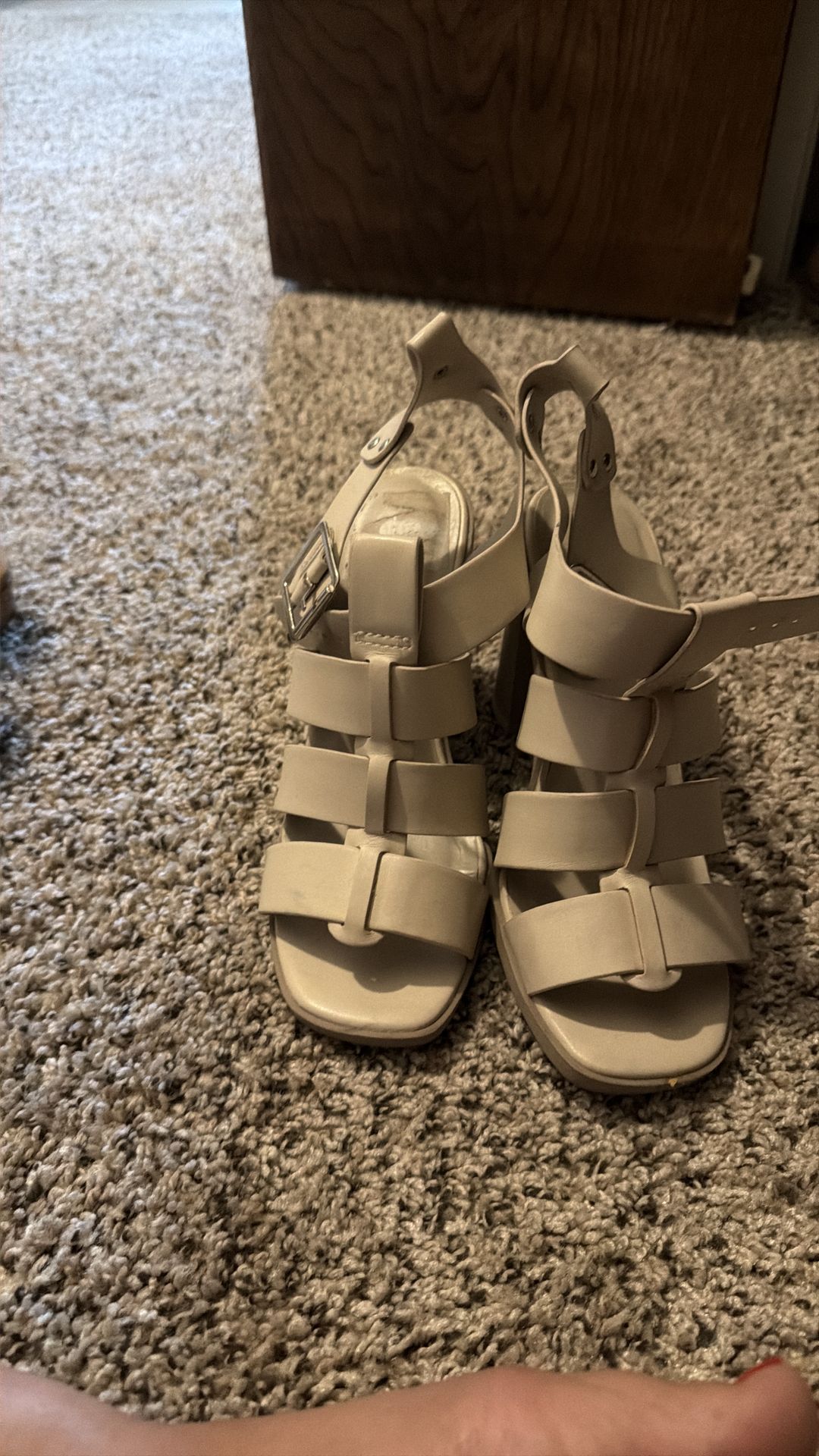 Thick wedge heel