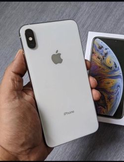 iPhone XS unlocked with warranty