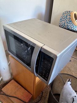Free Stainless Steel Microwave