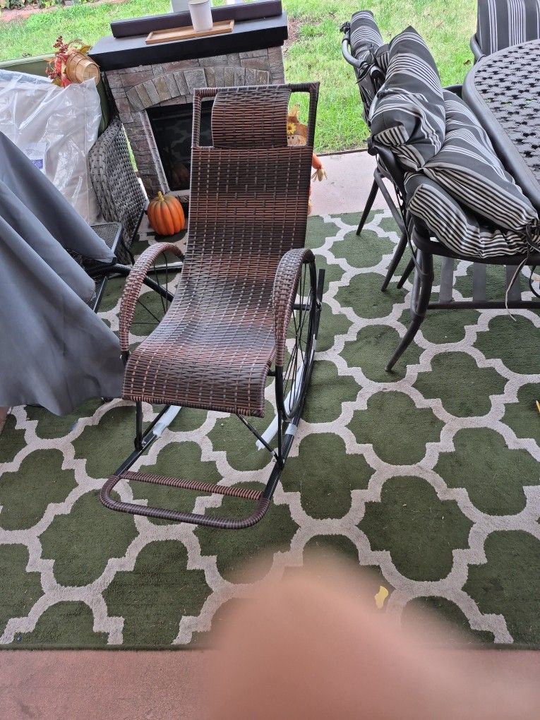 Rattan Reclining Rocking Chair Sun Lounger