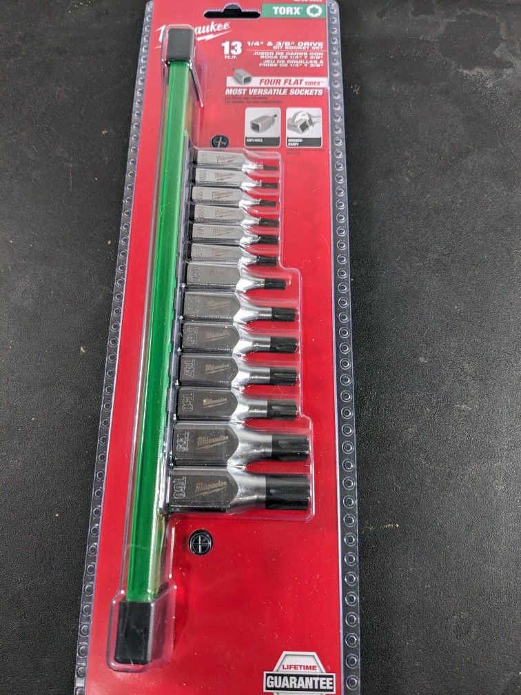 Milwaukee (contact info removed)565 Bit socket wrench set 1/4" - 3/8" on rail, Torx T8-T60, 13 pieces